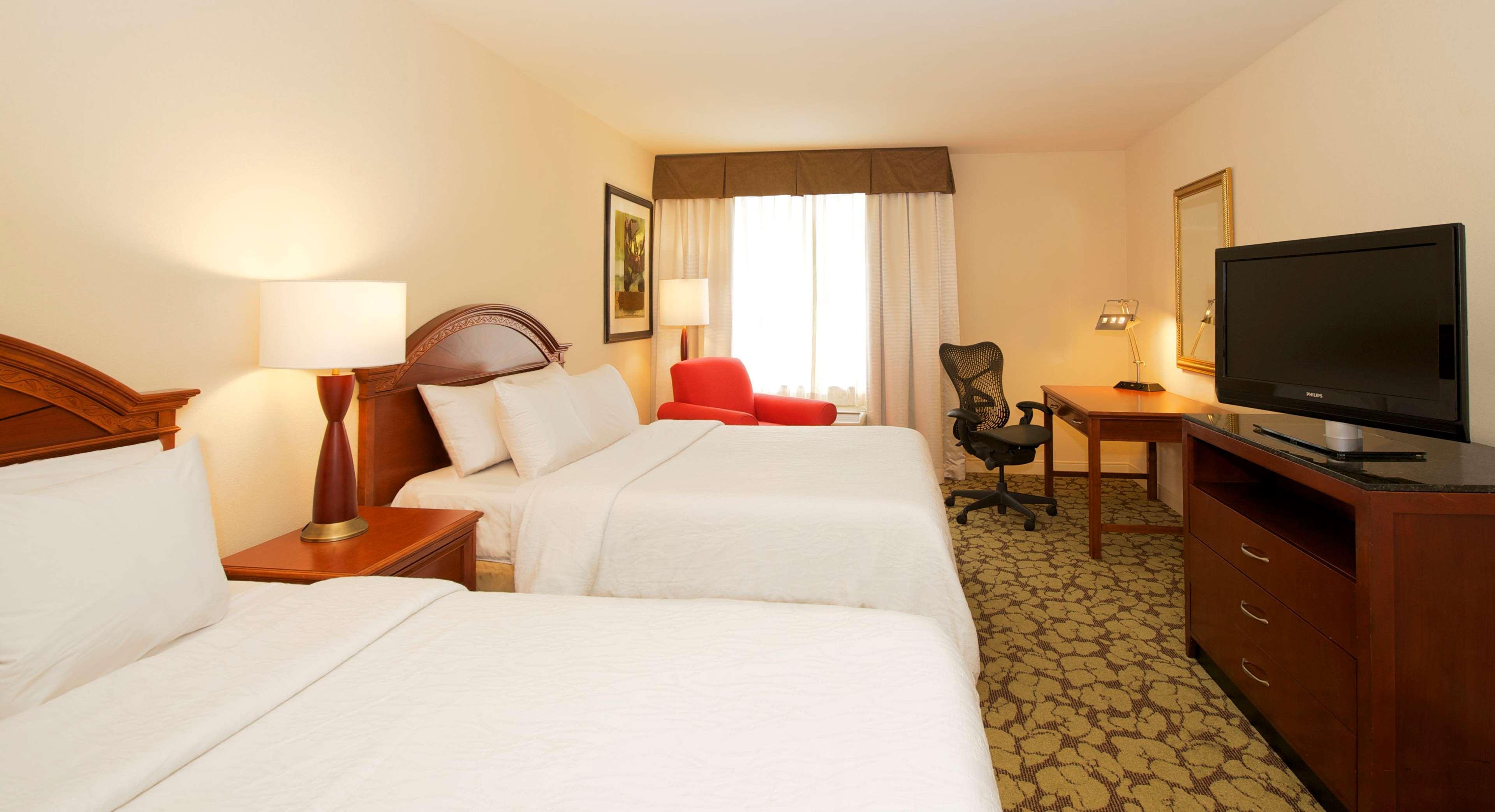 Hilton Garden Inn Virginia Beach Town Center Εξωτερικό φωτογραφία