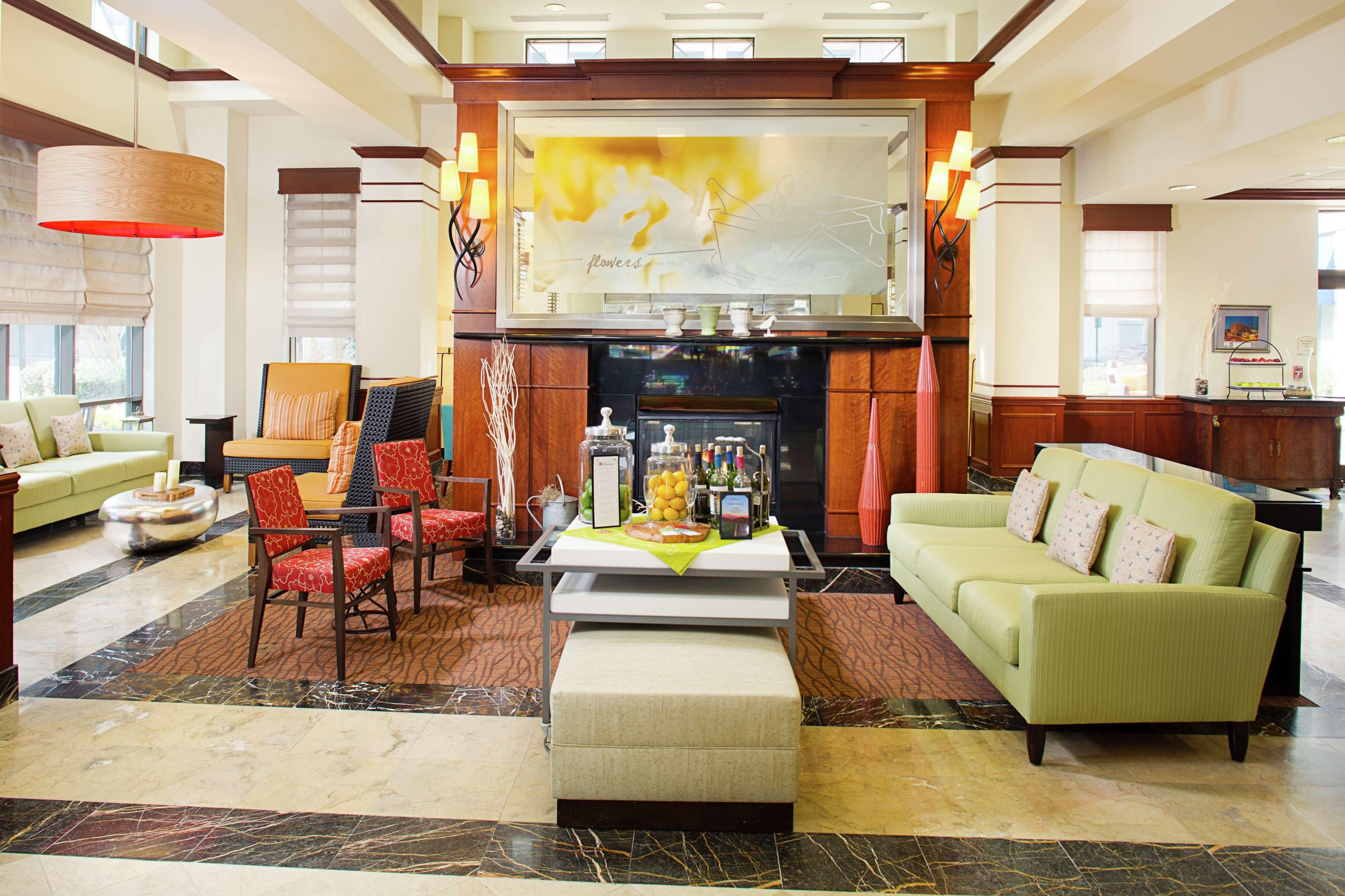 Hilton Garden Inn Virginia Beach Town Center Εξωτερικό φωτογραφία