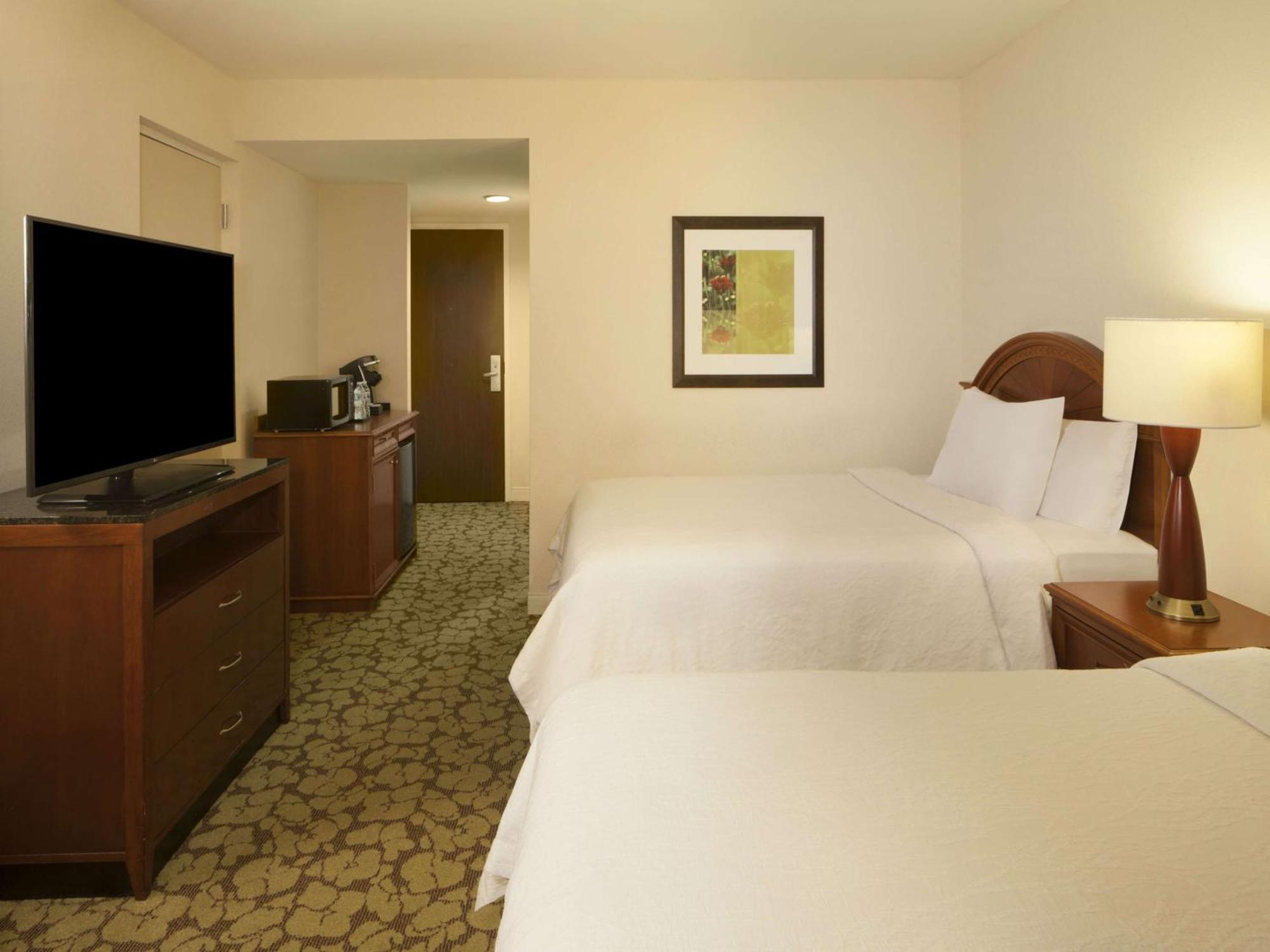 Hilton Garden Inn Virginia Beach Town Center Εξωτερικό φωτογραφία