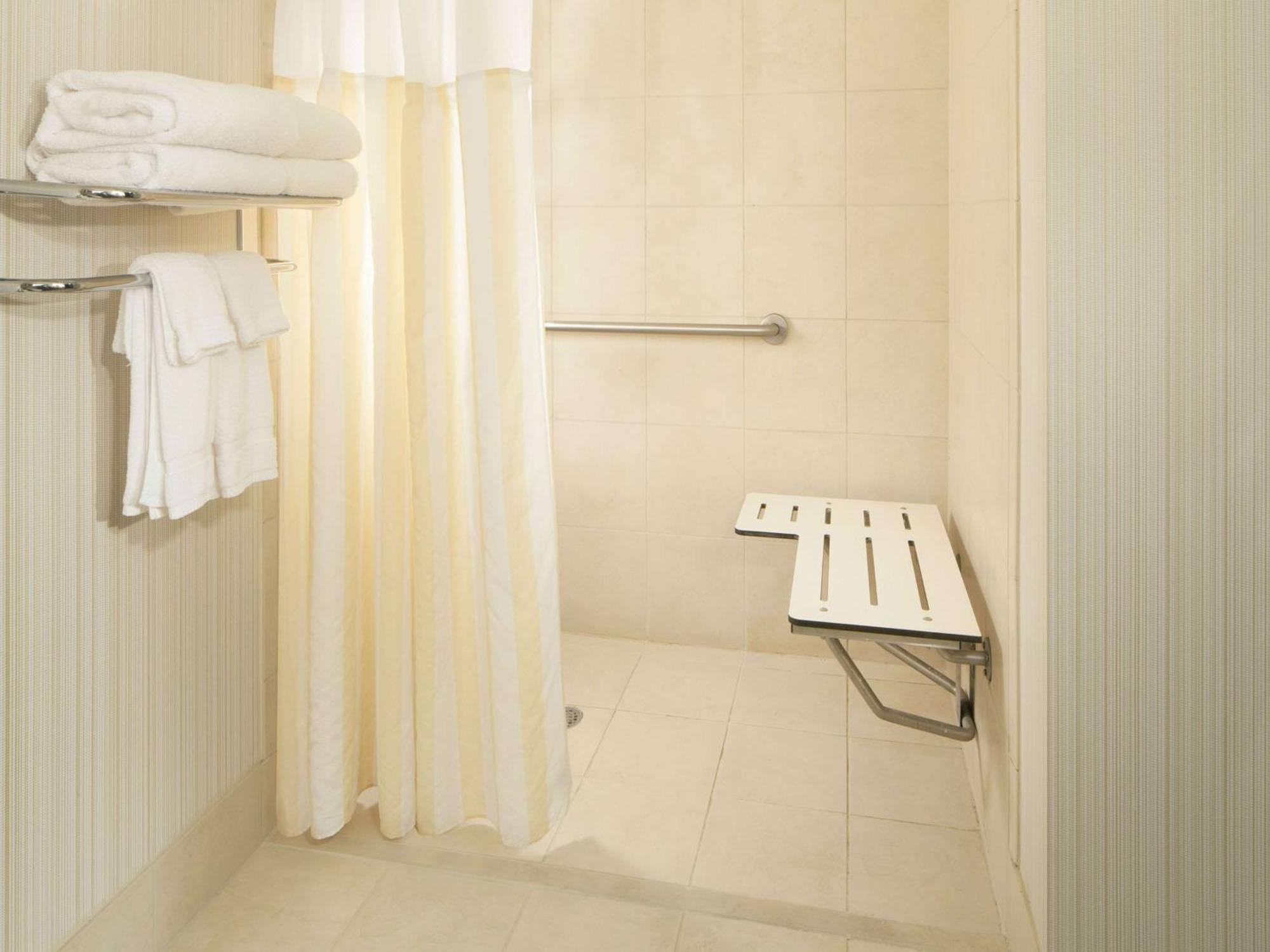 Hilton Garden Inn Virginia Beach Town Center Εξωτερικό φωτογραφία