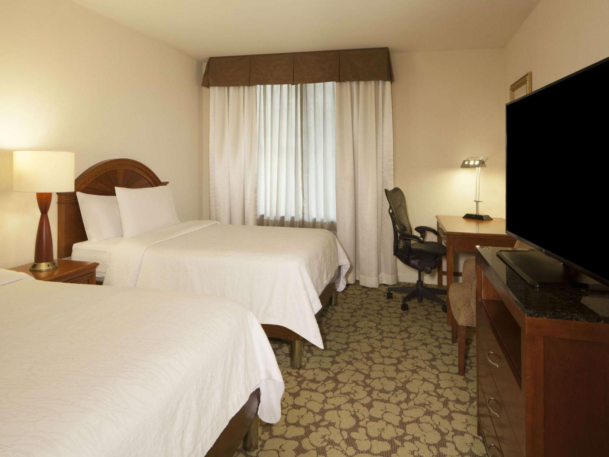 Hilton Garden Inn Virginia Beach Town Center Εξωτερικό φωτογραφία