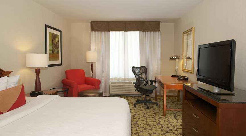 Hilton Garden Inn Virginia Beach Town Center Δωμάτιο φωτογραφία